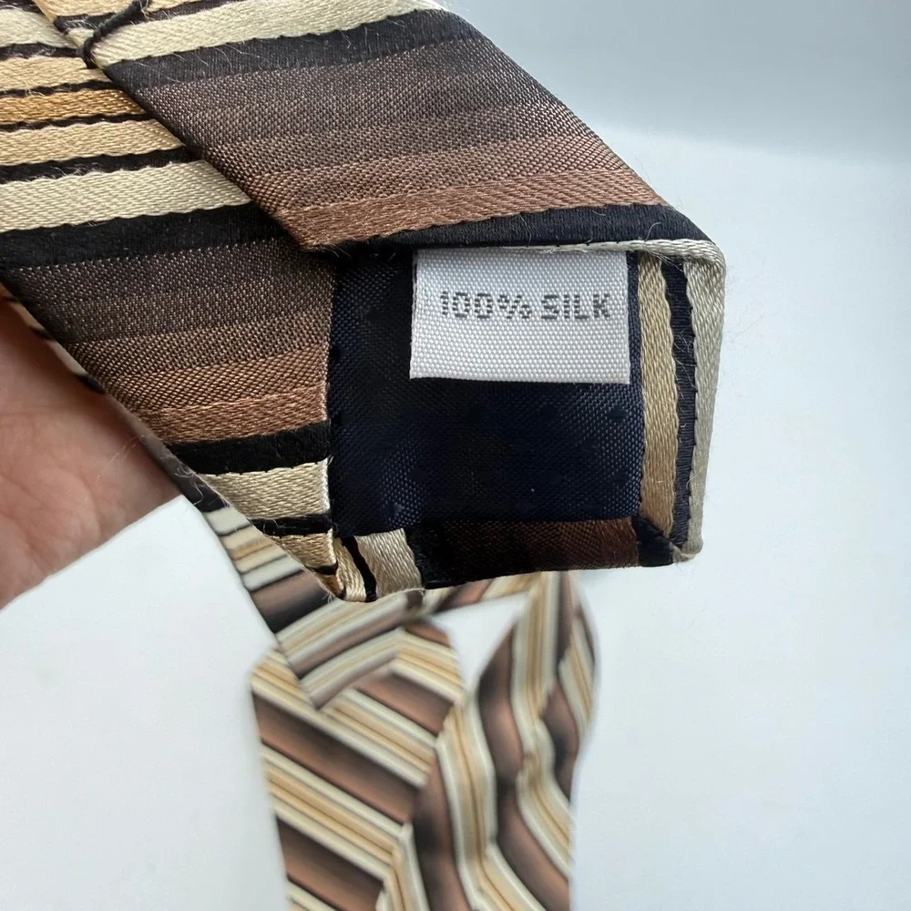 Van Heusen Mens Silk Necktie Brown Tan Cream Striped‎ Classic Business Tie